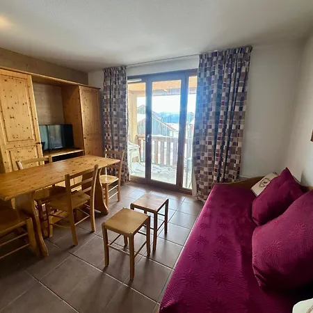 T3 Aux Angles: 6 Pers, Parking, Animaux Admis - Fr-1-758-35 Les Angles (Pyrenees-Orientales)